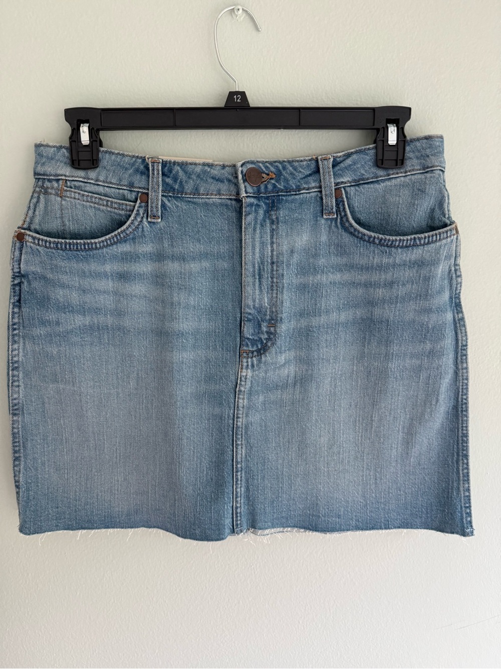 Women’s Wrangler Retro denim skirt size 31